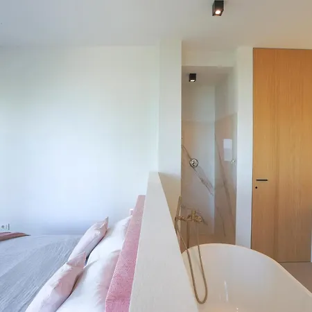 Casa Dei Fiamminghi 10&2, Emma Villa *