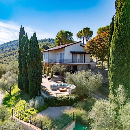 Casa Dei Fiamminghi 10&2, Emma Villa Casalini (Perugia)